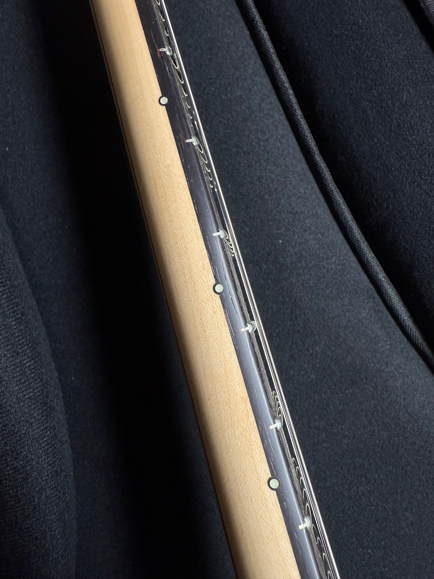 OOPEGG Limited Edition Trailbreaker Special w. G5 Vibrato + Soapbar Humbucker / White Blonde